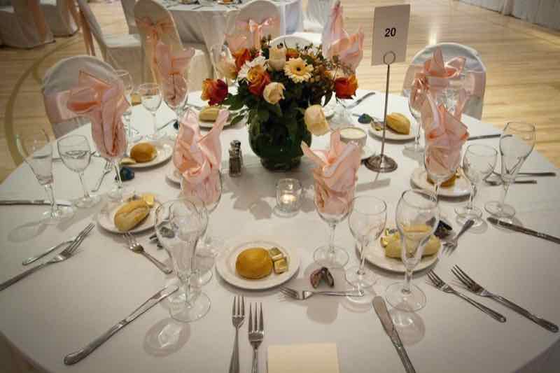 Lot de vaisselle 50 couverts
